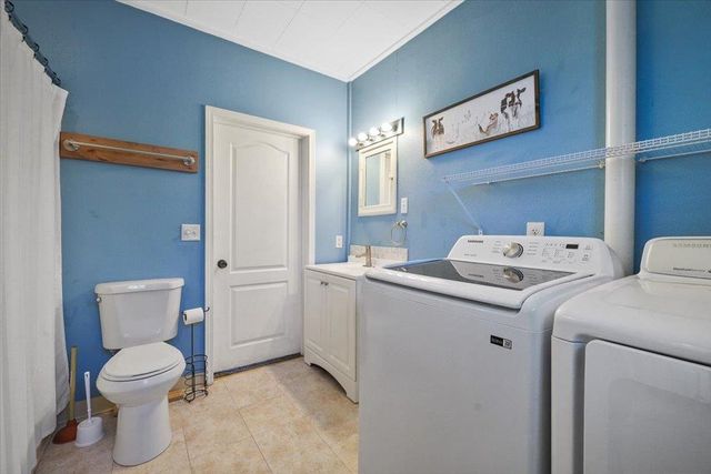 8323 W Mission Rd, Spokane, WA 99224