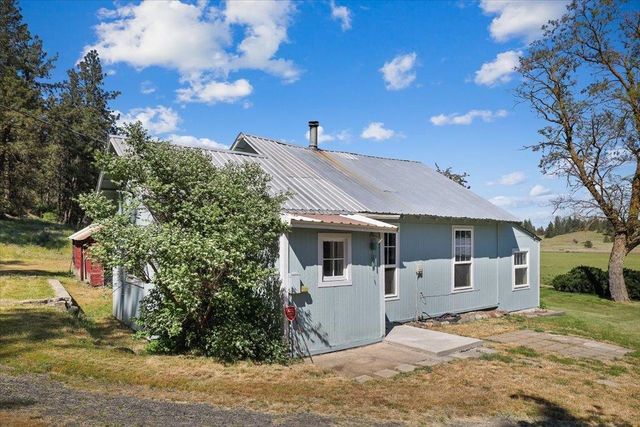 8323 W Mission Rd, Spokane, WA 99224