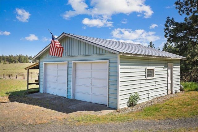 8323 W Mission Rd, Spokane, WA 99224