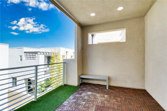 105 Catalyst, Irvine, CA 92618