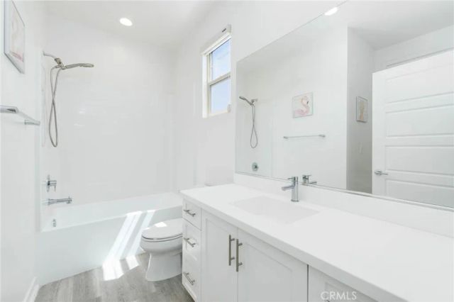 105 Catalyst, Irvine, CA 92618