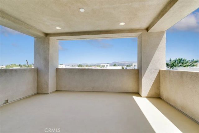 105 Catalyst, Irvine, CA 92618