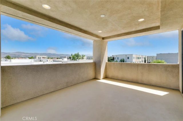 105 Catalyst, Irvine, CA 92618