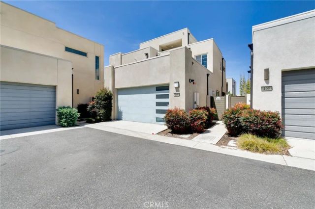 105 Catalyst, Irvine, CA 92618