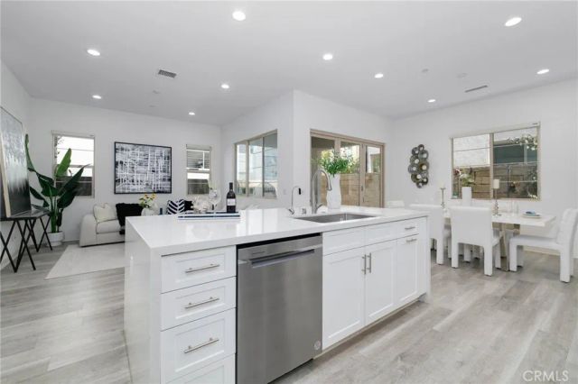 105 Catalyst, Irvine, CA 92618