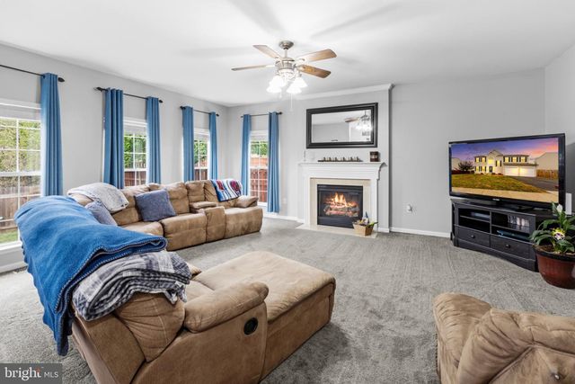 18 LITTLE FIELD DR, Fredericksburg, VA 22405