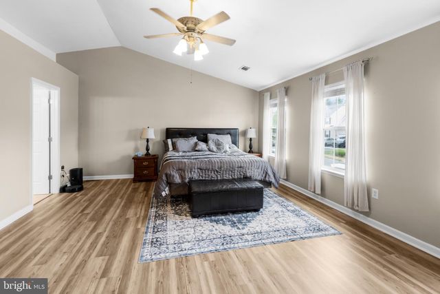 18 LITTLE FIELD DR, Fredericksburg, VA 22405