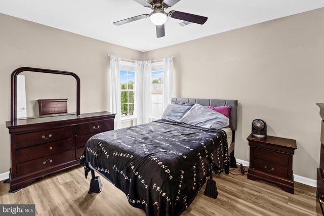 18 LITTLE FIELD DR, Fredericksburg, VA 22405