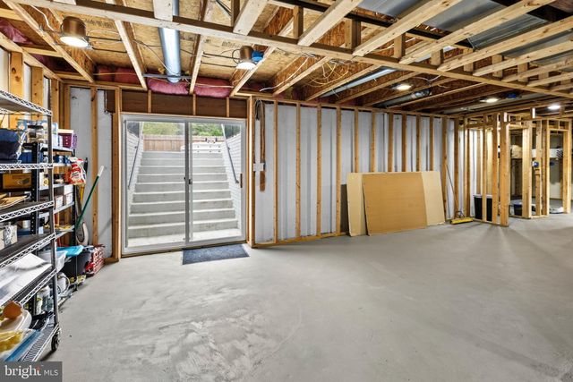 18 LITTLE FIELD DR, Fredericksburg, VA 22405