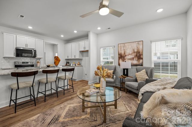 5008 Cherry Gum Court 44, Matthews, NC 28105