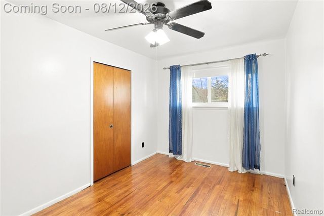 5383 Gerald Street, Warren, MI 48092