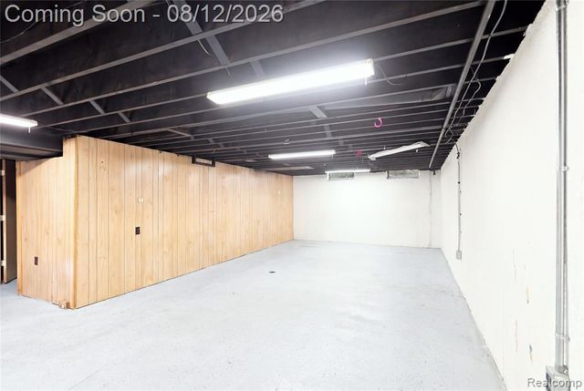 5383 Gerald Street, Warren, MI 48092