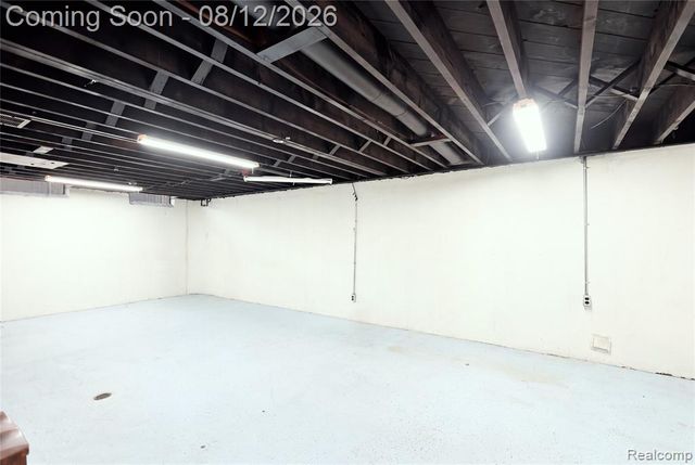5383 Gerald Street, Warren, MI 48092