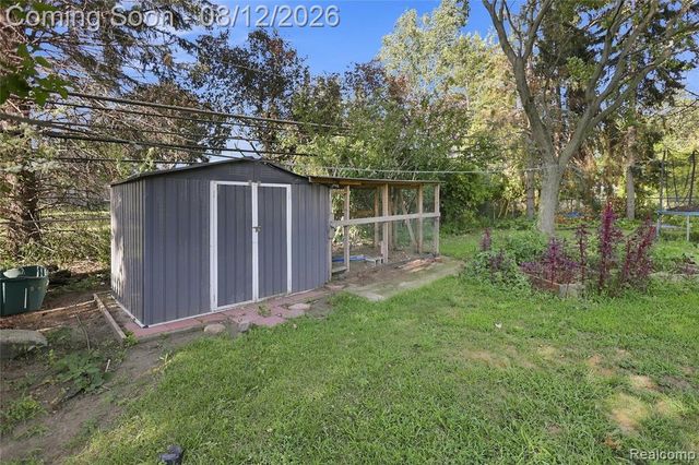 5383 Gerald Street, Warren, MI 48092