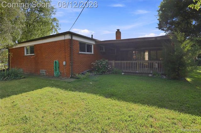 5383 Gerald Street, Warren, MI 48092