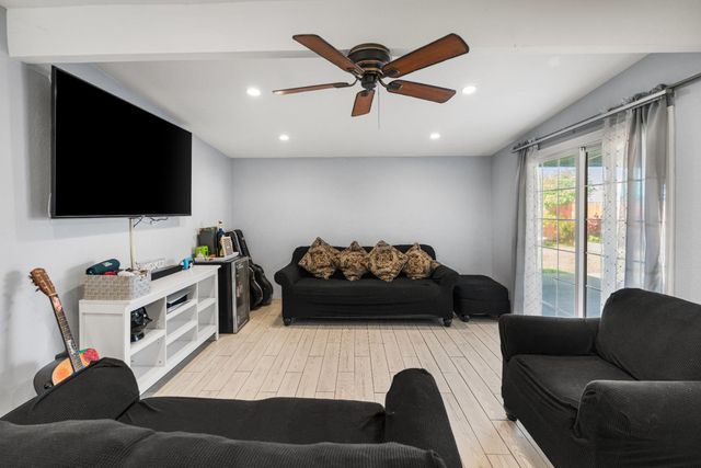 3249 U St, Antelope, CA 95843