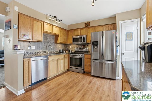 1048 Sparrow Way, Breinigsville, PA 18031