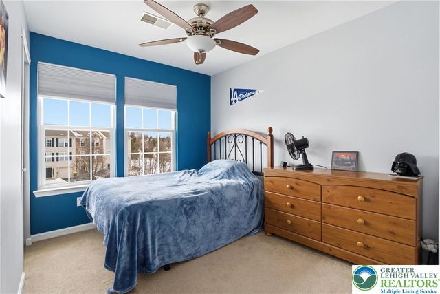 1048 Sparrow Way, Breinigsville, PA 18031