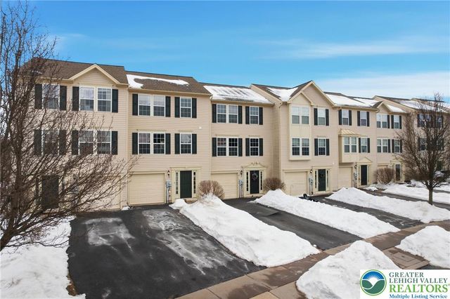 1048 Sparrow Way, Breinigsville, PA 18031