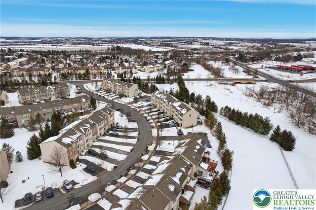 1048 Sparrow Way, Breinigsville, PA 18031