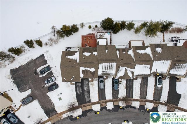 1048 Sparrow Way, Breinigsville, PA 18031