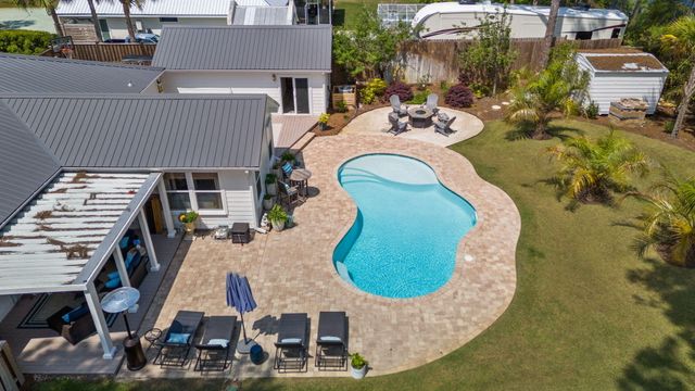 10 Fairway Drive, Santa Rosa Beach, FL 32459