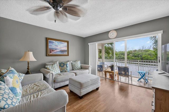 333 NE 19TH Avenue 203, Deerfield Beach, FL 33441