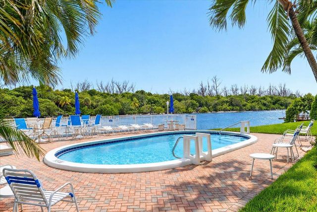 333 NE 19TH Avenue 203, Deerfield Beach, FL 33441