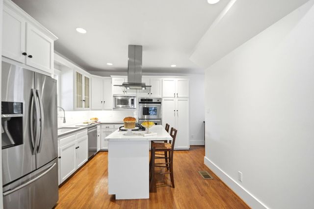 611 W Main Street, Houston, TX 77006