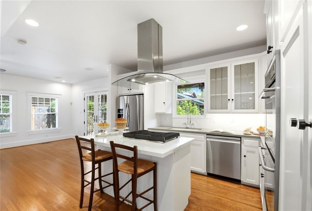611 W Main Street, Houston, TX 77006