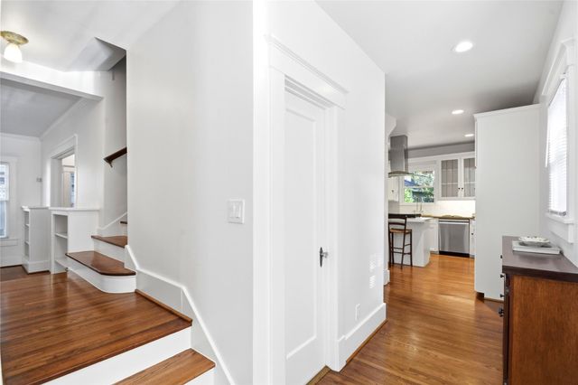 611 W Main Street, Houston, TX 77006