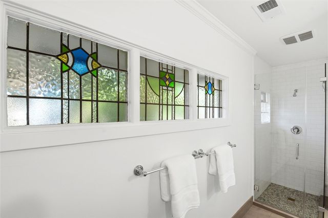 611 W Main Street, Houston, TX 77006