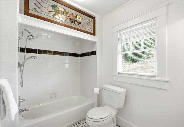 611 W Main Street, Houston, TX 77006