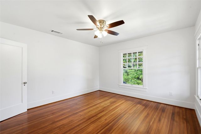 611 W Main Street, Houston, TX 77006