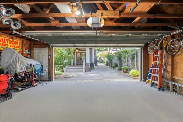 611 W Main Street, Houston, TX 77006