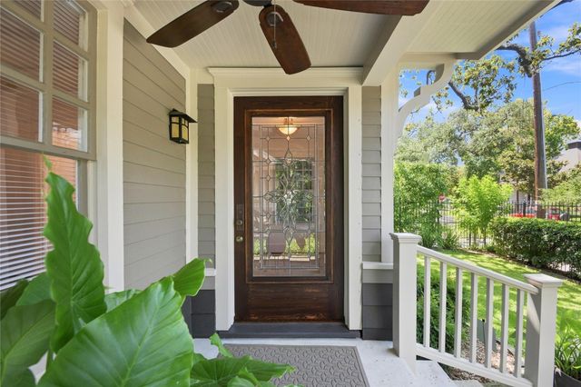 611 W Main Street, Houston, TX 77006