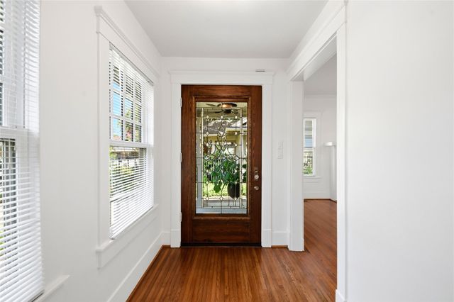 611 W Main Street, Houston, TX 77006