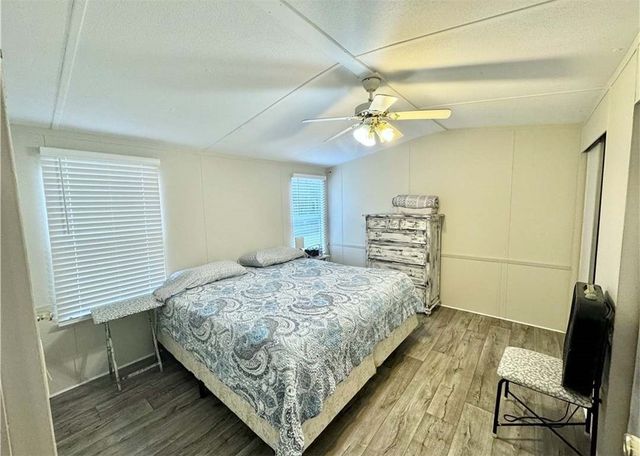 1237 NE ONEAL Drive NE, Townsend, GA 31331