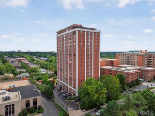 710 S Hanley Road 10A, Clayton, MO 63105