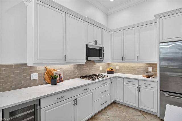 28530 Calabria CT 102, Naples, FL 34110