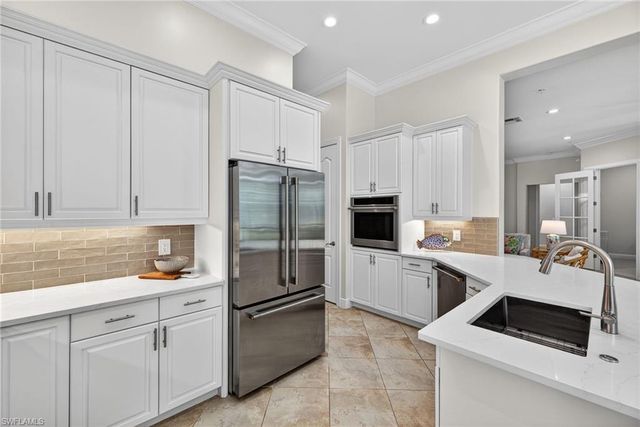 28530 Calabria CT 102, Naples, FL 34110