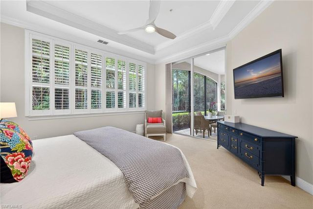 28530 Calabria CT 102, Naples, FL 34110