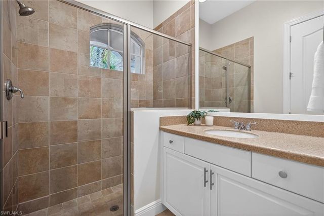 28530 Calabria CT 102, Naples, FL 34110