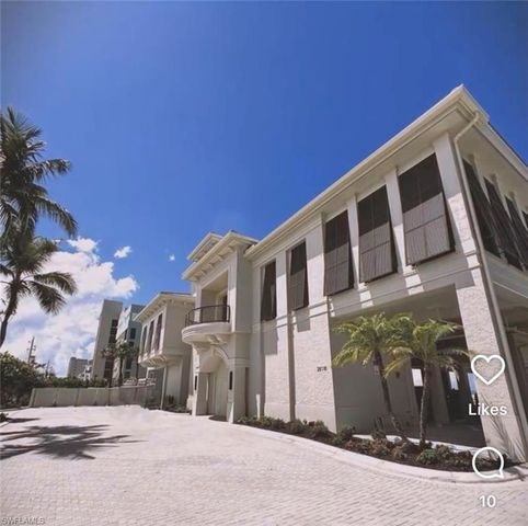 28530 Calabria CT 102, Naples, FL 34110