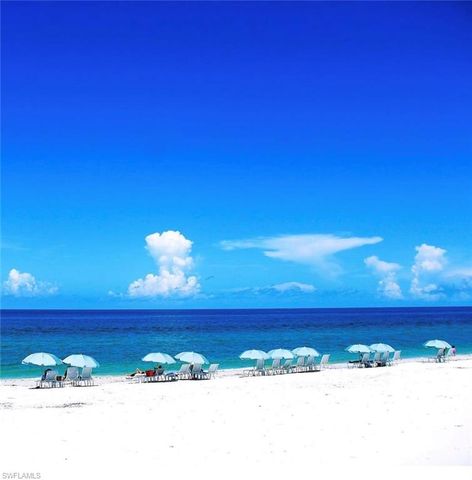 28530 Calabria CT 102, Naples, FL 34110