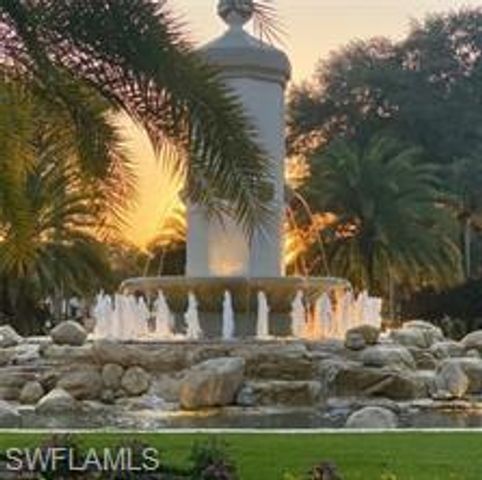 28530 Calabria CT 102, Naples, FL 34110