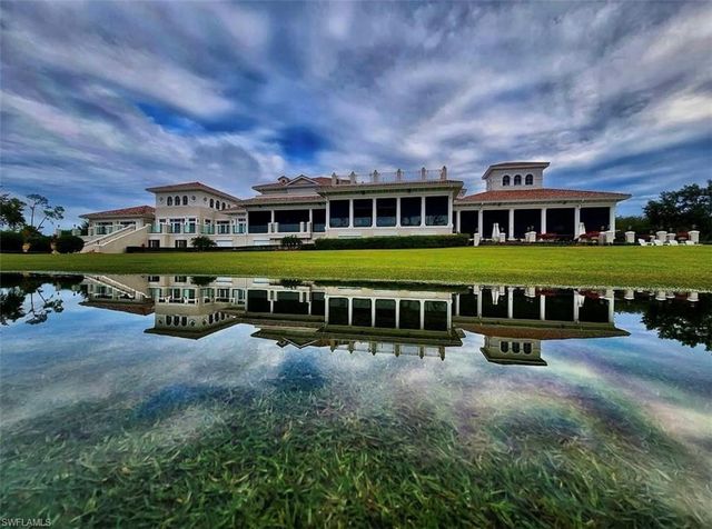 28530 Calabria CT 102, Naples, FL 34110