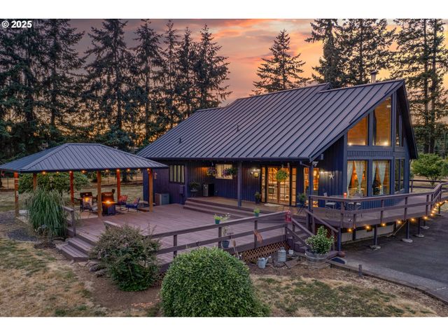 20044 S FISCHERS MILL Rd, Oregon City, OR 97045