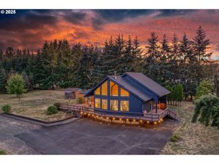 20044 S FISCHERS MILL Rd, Oregon City, OR 97045