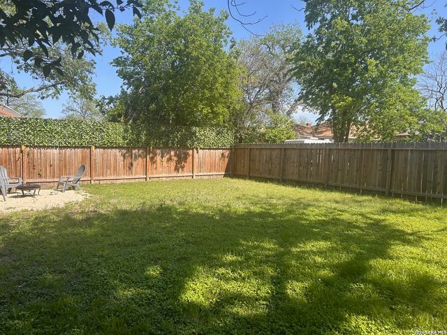 712 N Palmetto, San Antonio, TX 78202